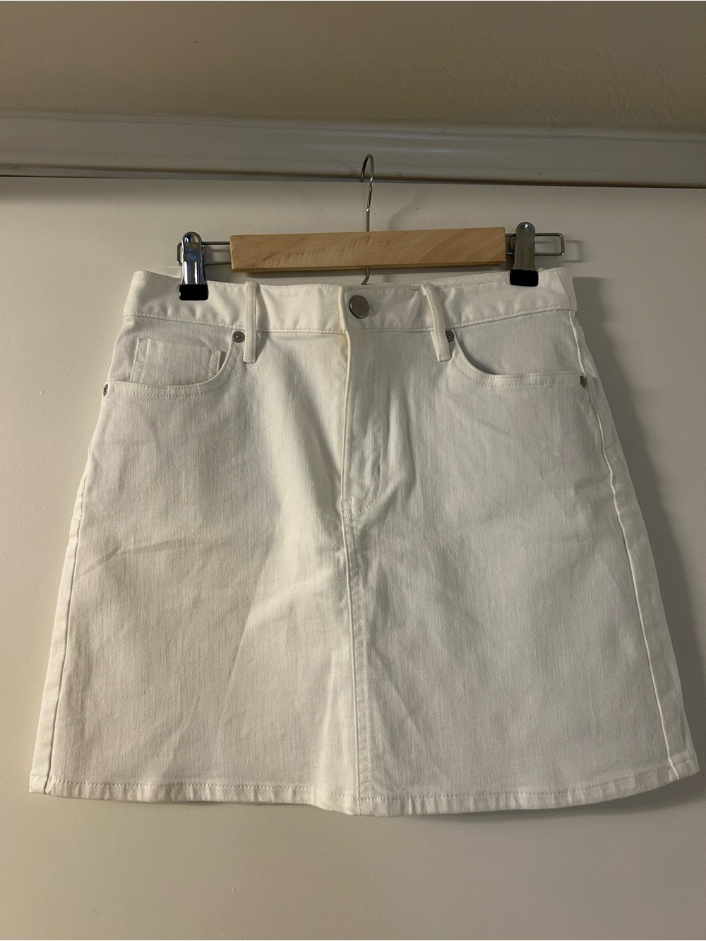 Women's White Banana Republic A-Line Denim Skirt